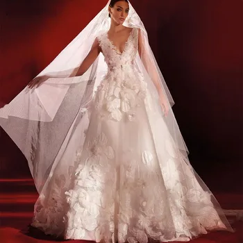 2023 Novo Requintado Beading Vestidos de Casamento do Laço Apliques Feitos à Mão Flores de Noiva de Uma Linha-V-Pescoço Vestidos de Vestidos De Noiva